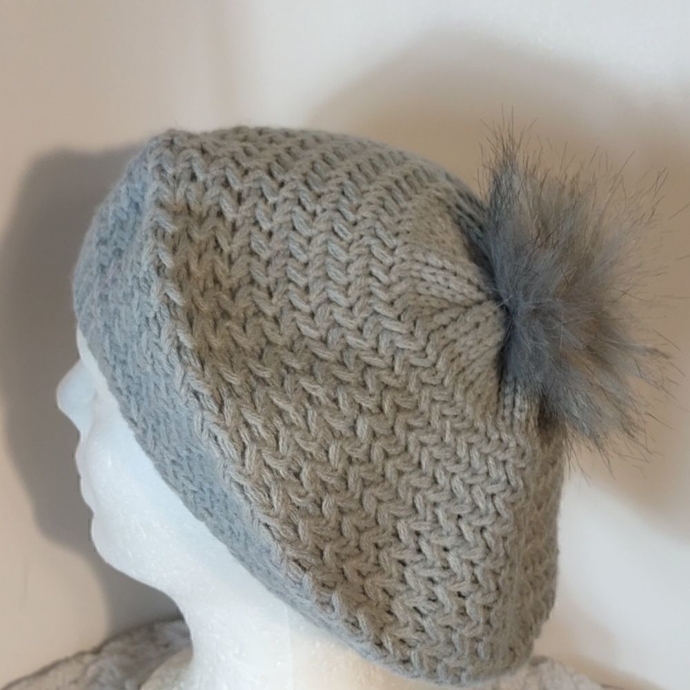 Knit French Beret Faux Fur Pompom Woman's Hat